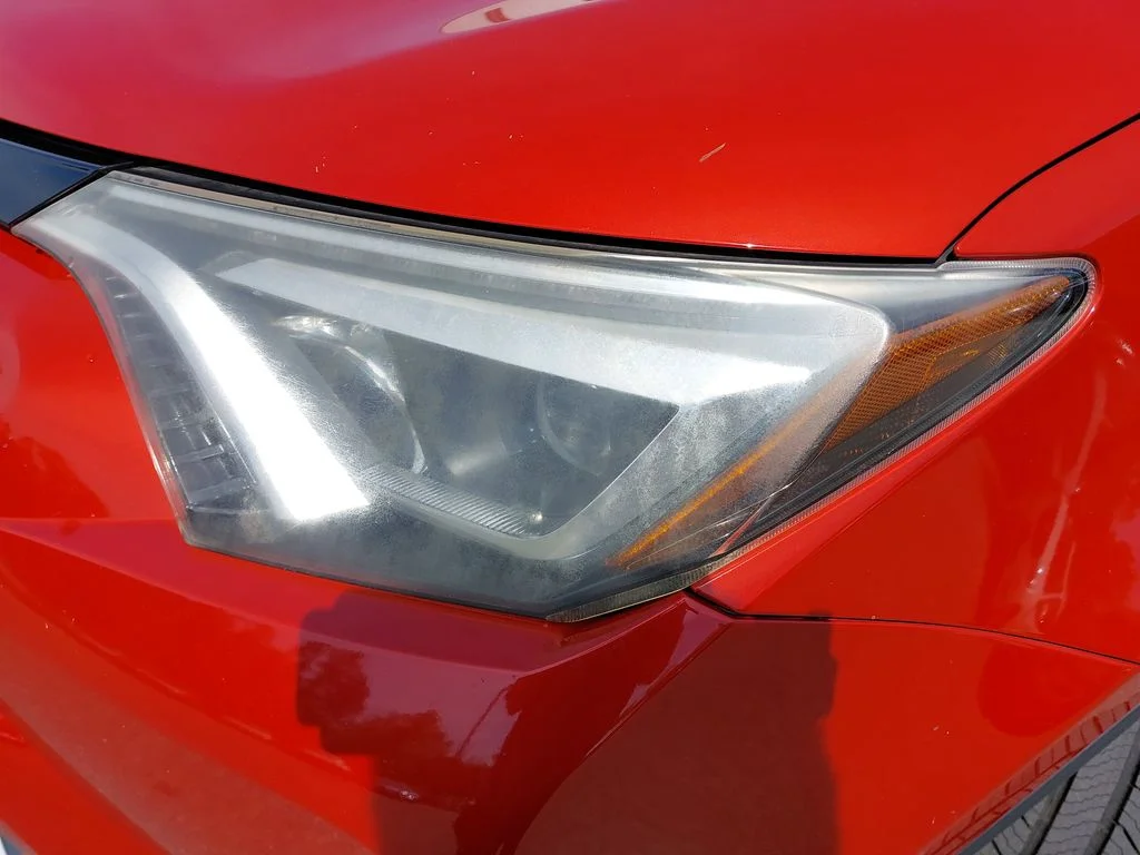Used 2016 Red Toyota SE image 30