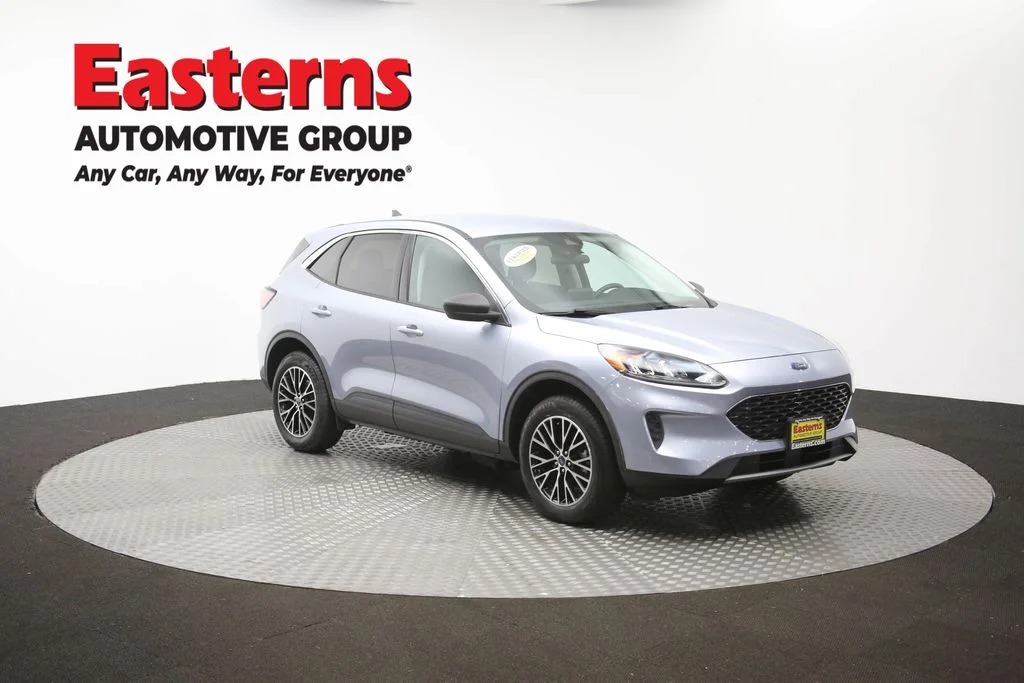 Used 2022 Blue Ford SE image 50