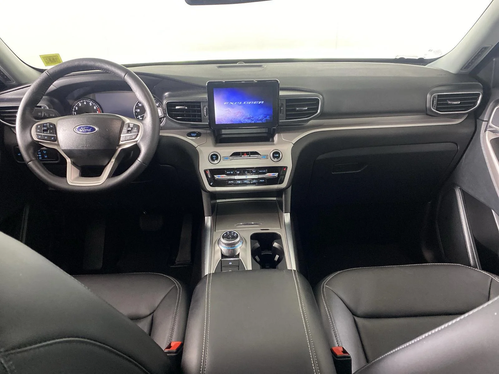 Used 2024 Agate Black Ford XLT image 2