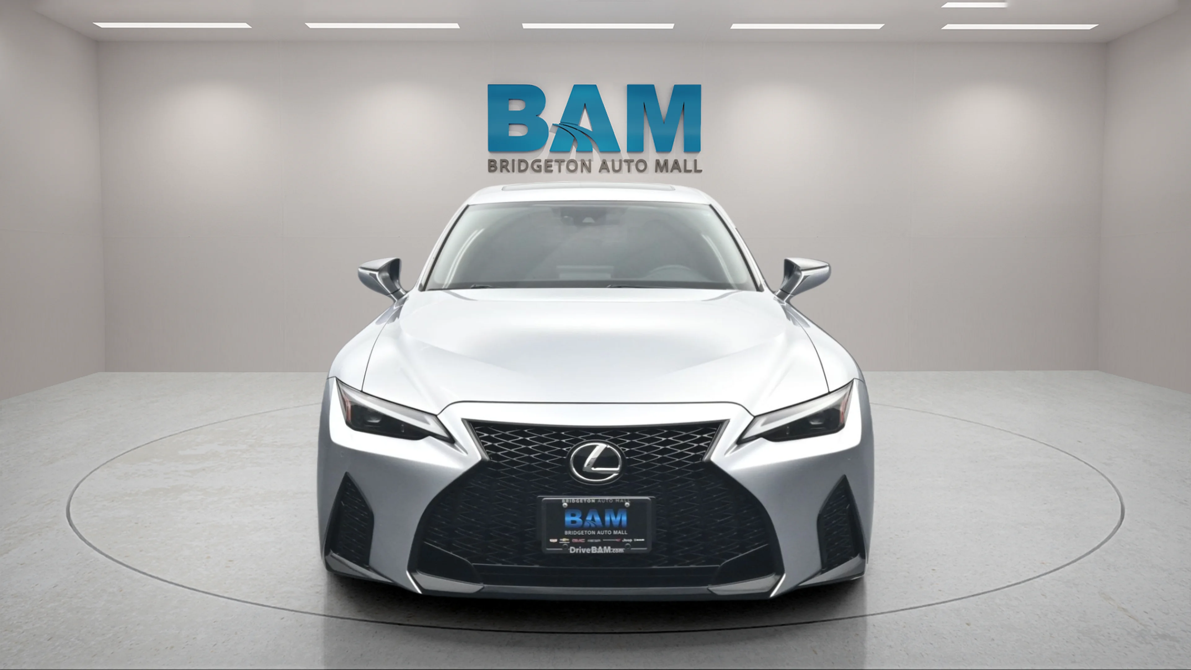 Used 2022  Lexus IS 350 F SPORT image 2