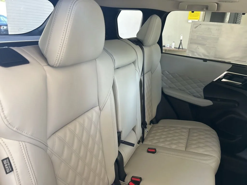 2025 Mitsubishi Outlander Plug-in Hybrid SEL - Photo 29