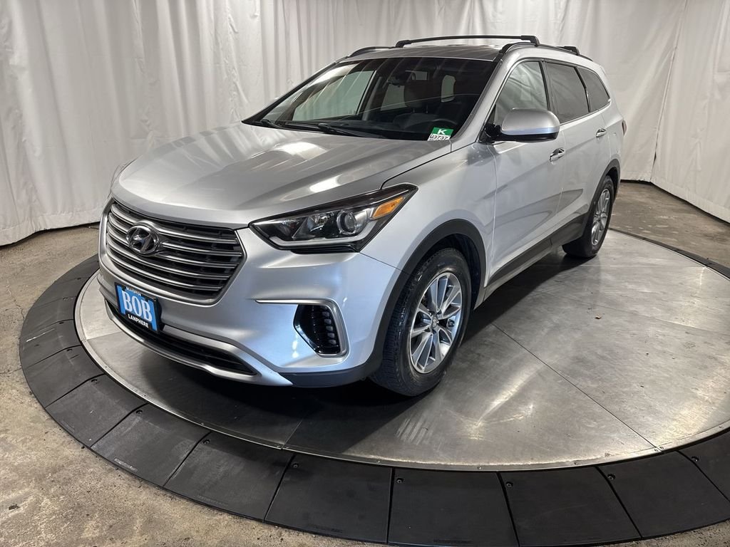 2017 Hyundai Santa Fe SE