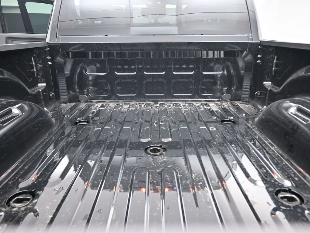New 2026 Diamond Black Crystal Pearlcoat RAM Tradesman image 10