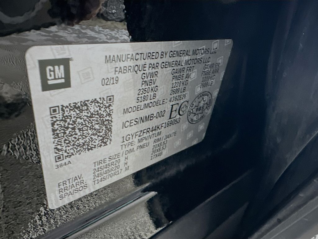 Used 2019 Stellar Black Metallic Cadillac Sport image 29