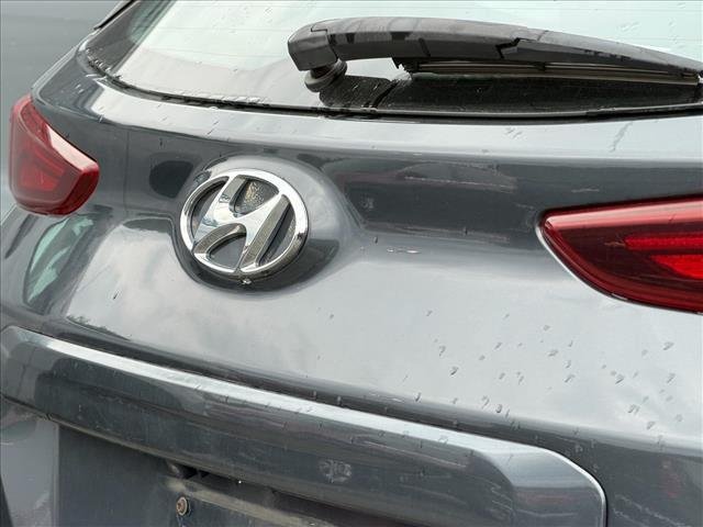 Used 2019 Thunder Gray Hyundai SE image 11