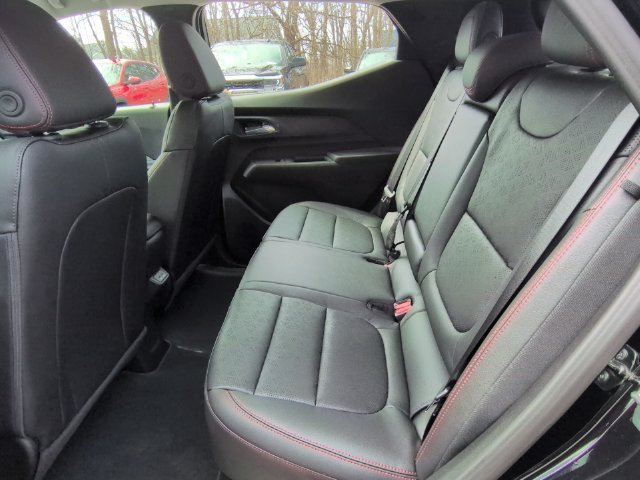 2027 Chevrolet Bolt RS - Photo 25