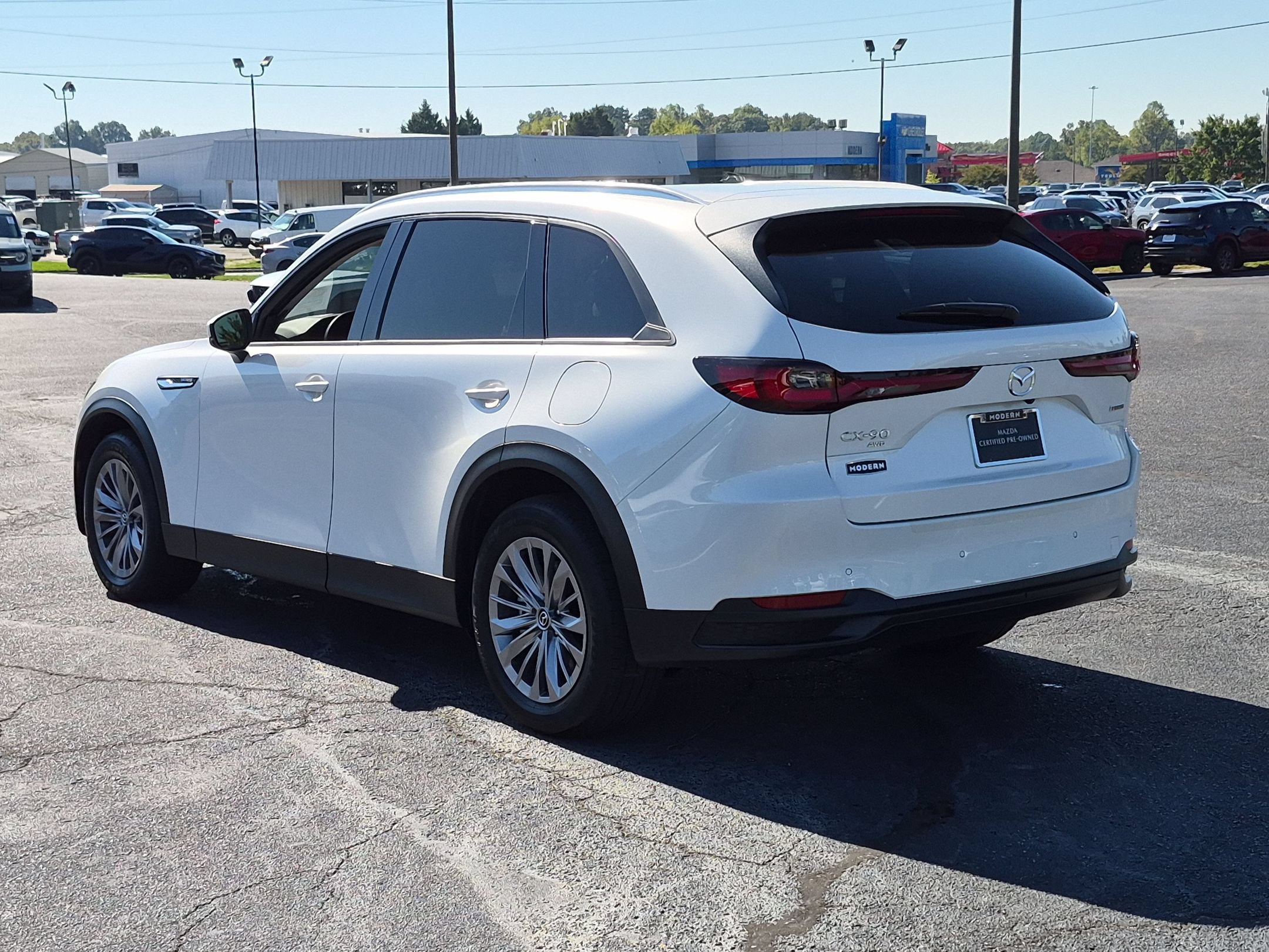 Used 2025 Rhodium White Premium Mazda Preferred Package image 3