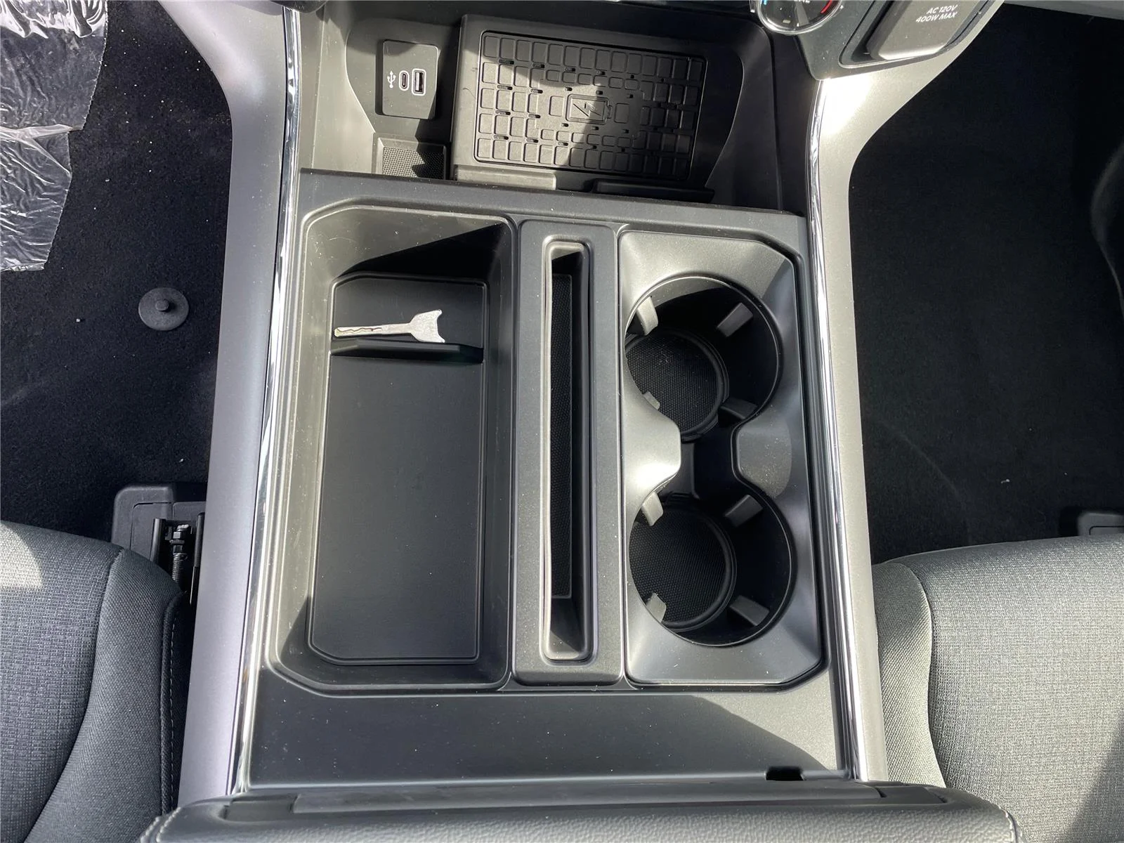 New 2026 Agate Black Metallic Ford XLT image 20