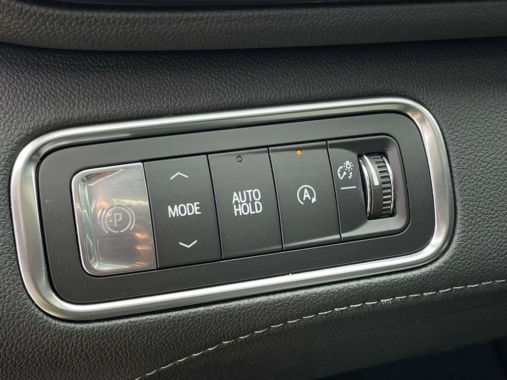 2025 Buick Enclave Preferred - Photo 10