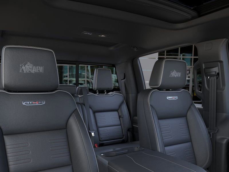 2025 GMC Sierra 1500 AT4X - Photo 24