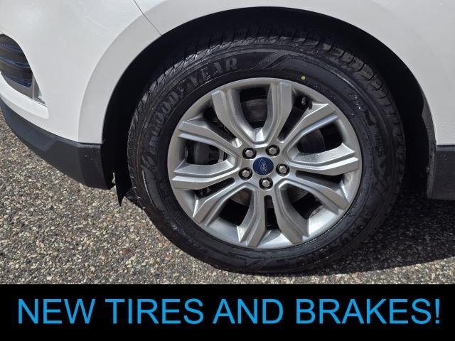 Used 2019 White Platinum Metallic Tri-Coat FORD TITANIUM image 39