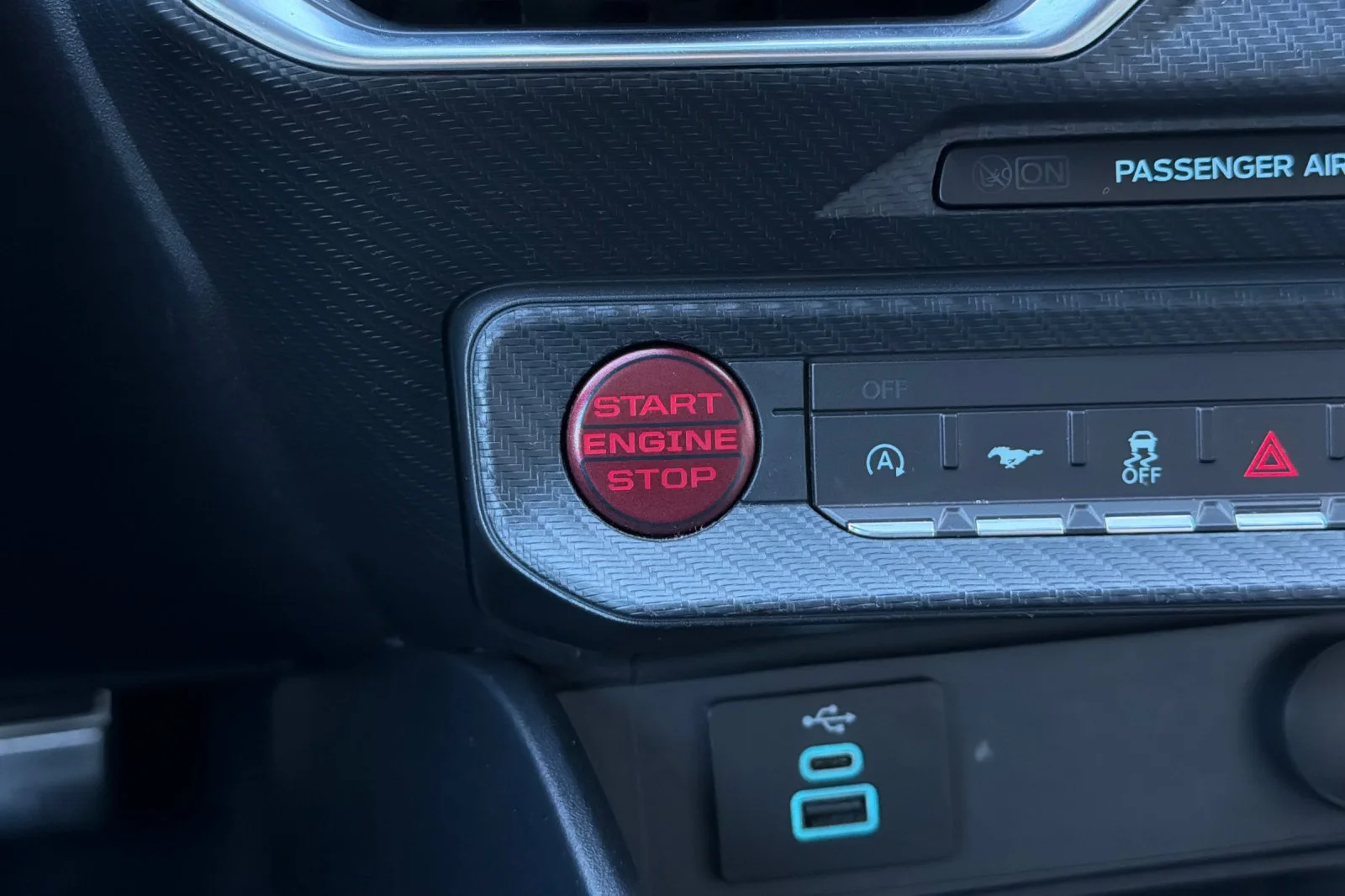 Used 2024 Dark Matter Gray Metallic Ford GT Premium image 22