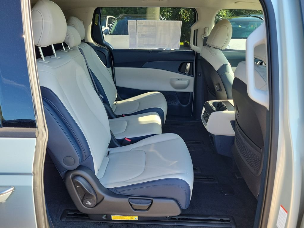 New 2026 Silver Kia SX image 12