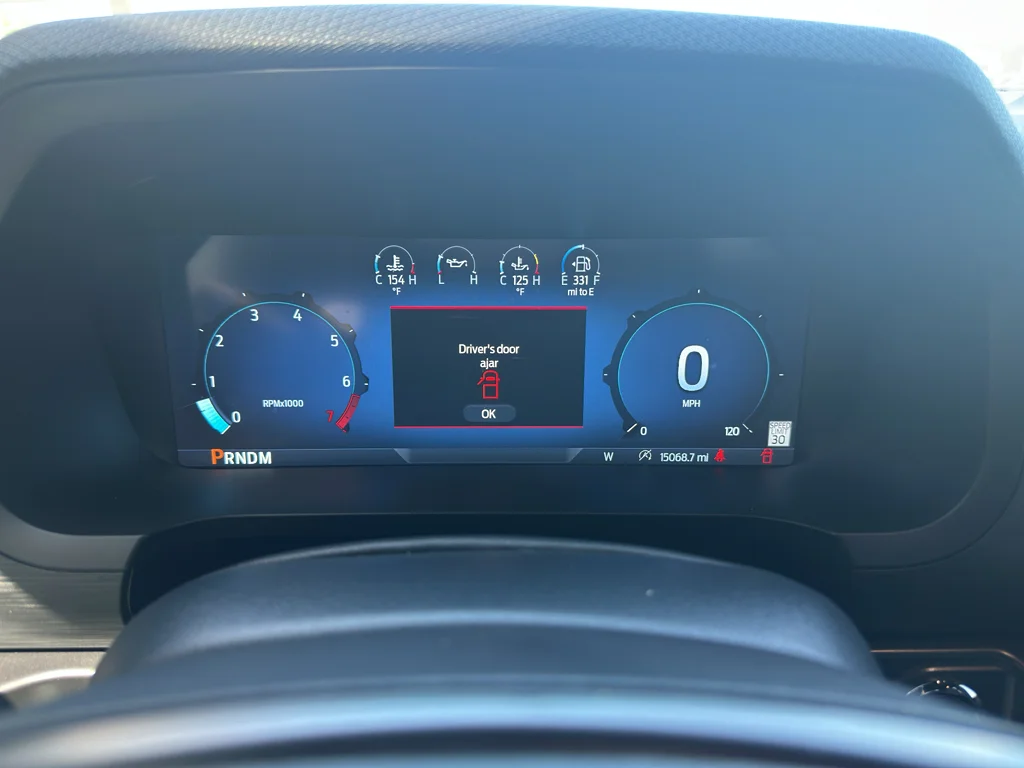 Used 2025  Ford Tremor image 20