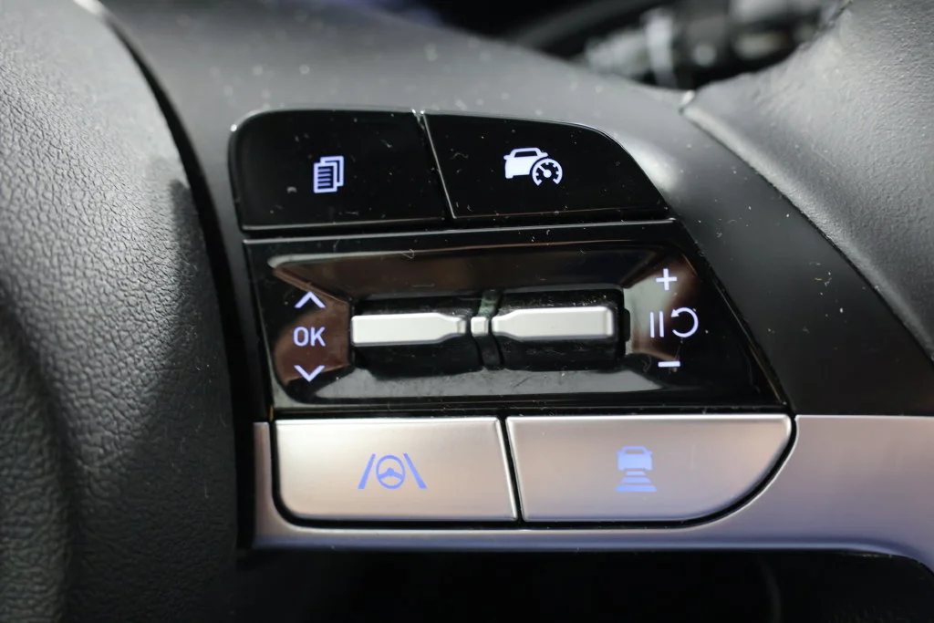 Used 2025 Fluid Metal Hyundai SEL Convenience image 12
