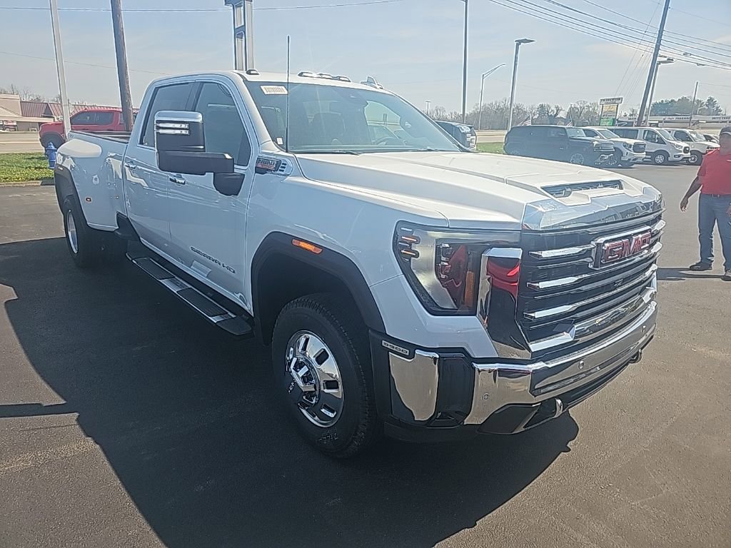 2026 GMC Sierra 3500HD SLT - Photo 3