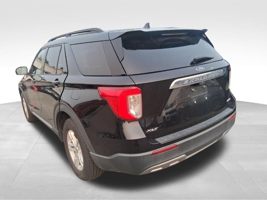Used 2022 Black Ford XLT image 16