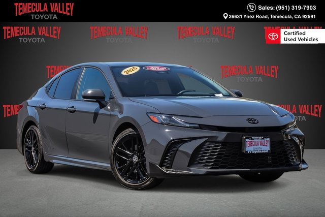 2025 Toyota Camry SE