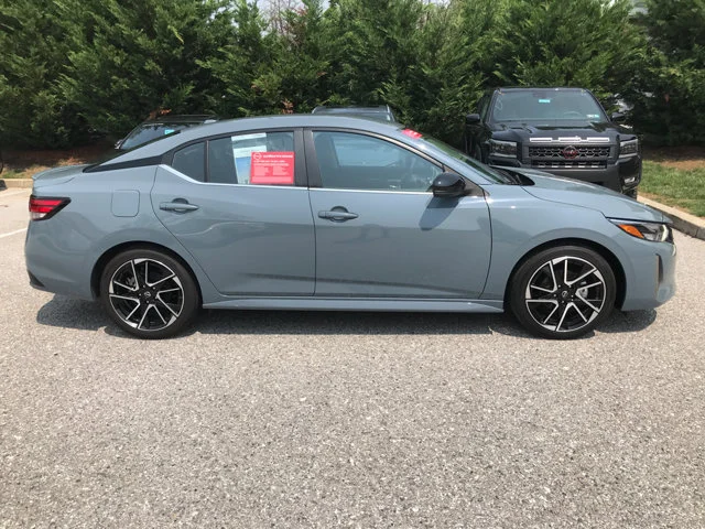 Certified Used 2025 Atlantic Gray Metallic Nissan SR image 7