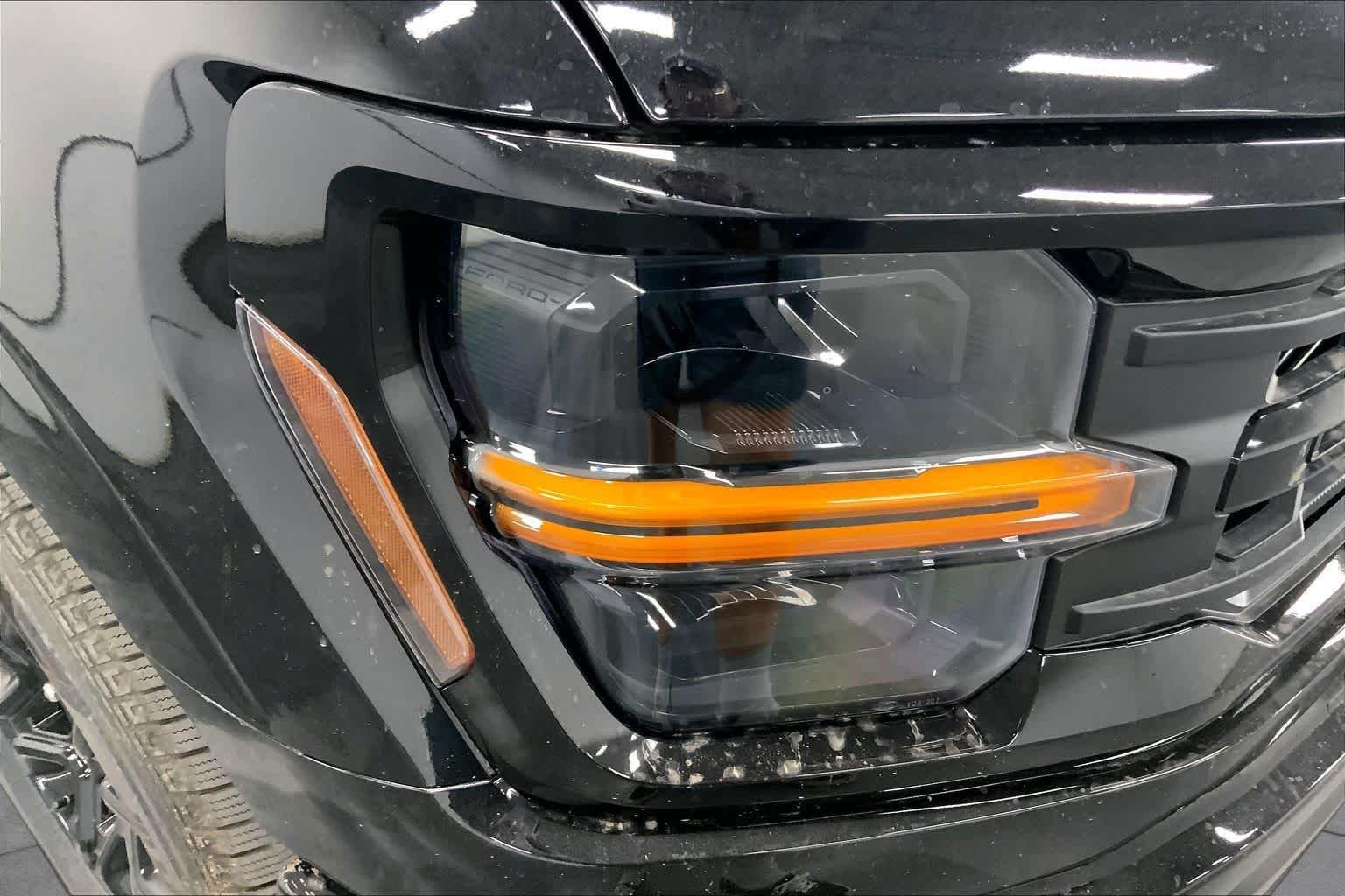 New 2026 Agate Black Metallic Ford XLT image 13