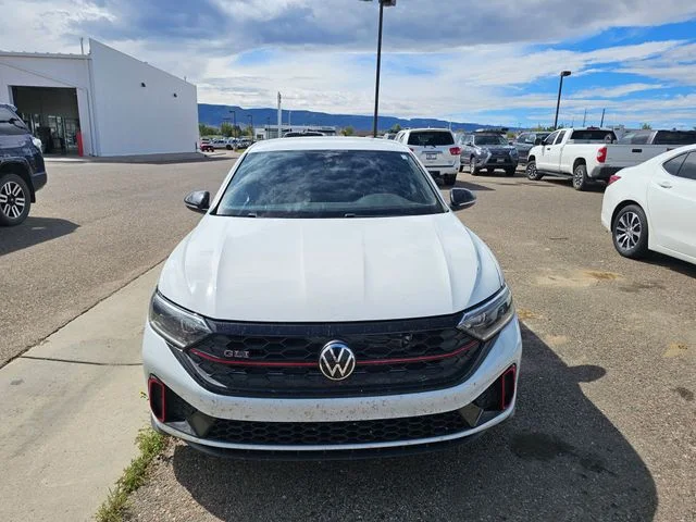 3VW9T7BU2RM005215