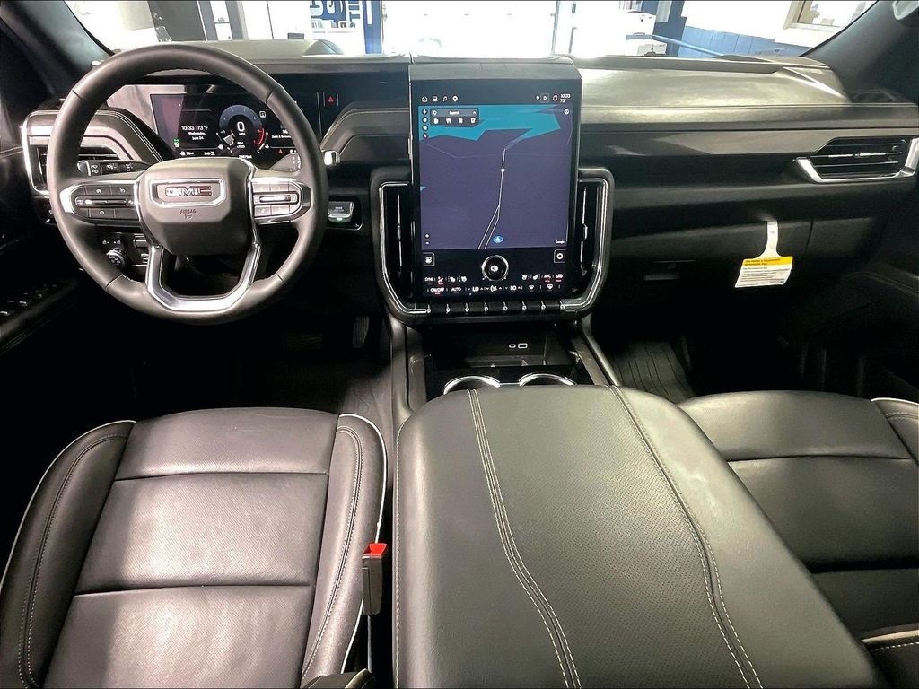 Used 2025 White GMC Elevation image 22