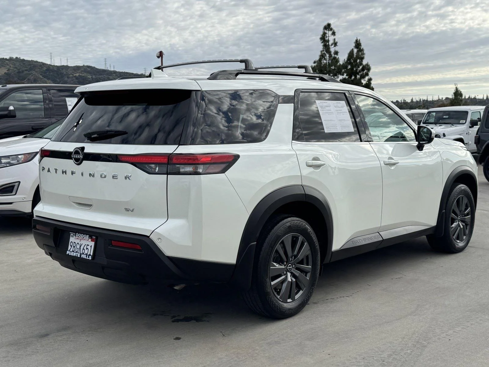 Used 2022 Pearl White Tricoat Nissan SV image 6