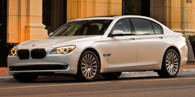 Used 2011 Blue BMW 750i image 1