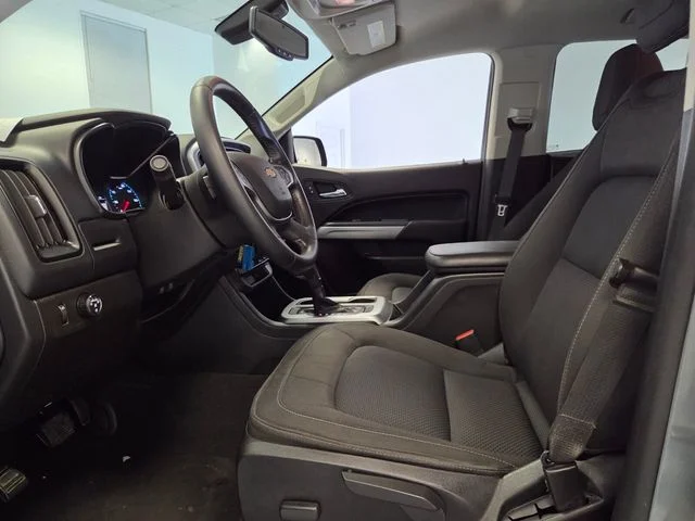 Used 2021 Gray Chevrolet LT image 12