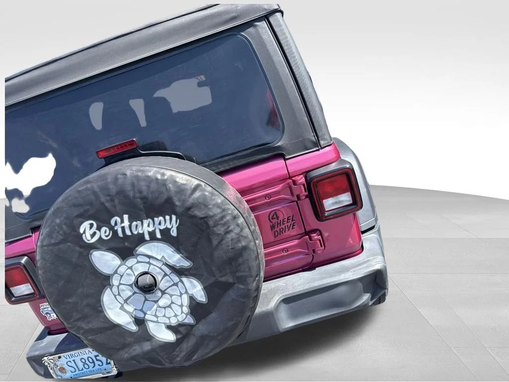 Used 2022 Red Jeep Unlimited Willys image 9