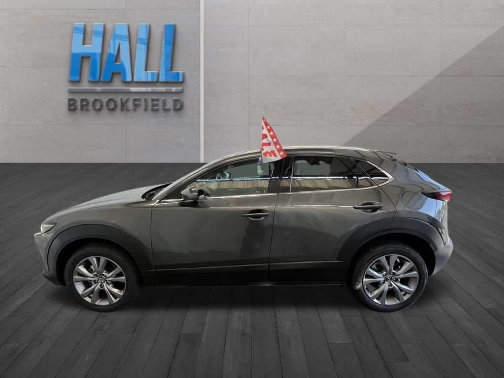 2020 Mazda CX-30 Premium photo 2