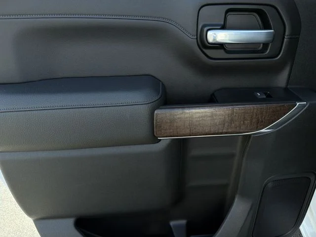 Used 2020 White GMC Denali image 20