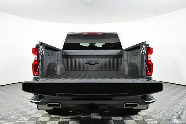 Used 2021 Satin Steel Metallic Chevrolet RST image 26