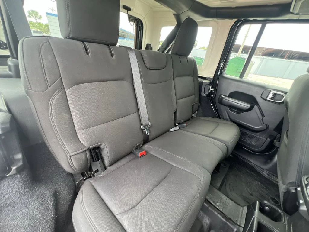 Used 2023 Black Jeep Sport S image 27