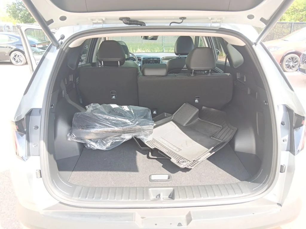 Used 2024 Shimmering Silver Hyundai Limited image 29