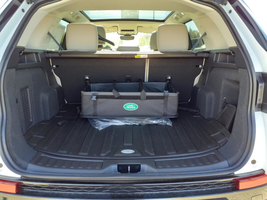 New 2025 Fuji White Land Rover S image 13
