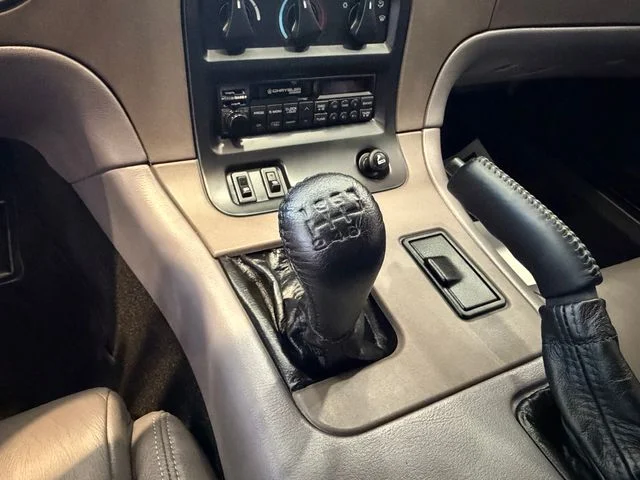 Used 1994 Black Dodge RT/10 image 17