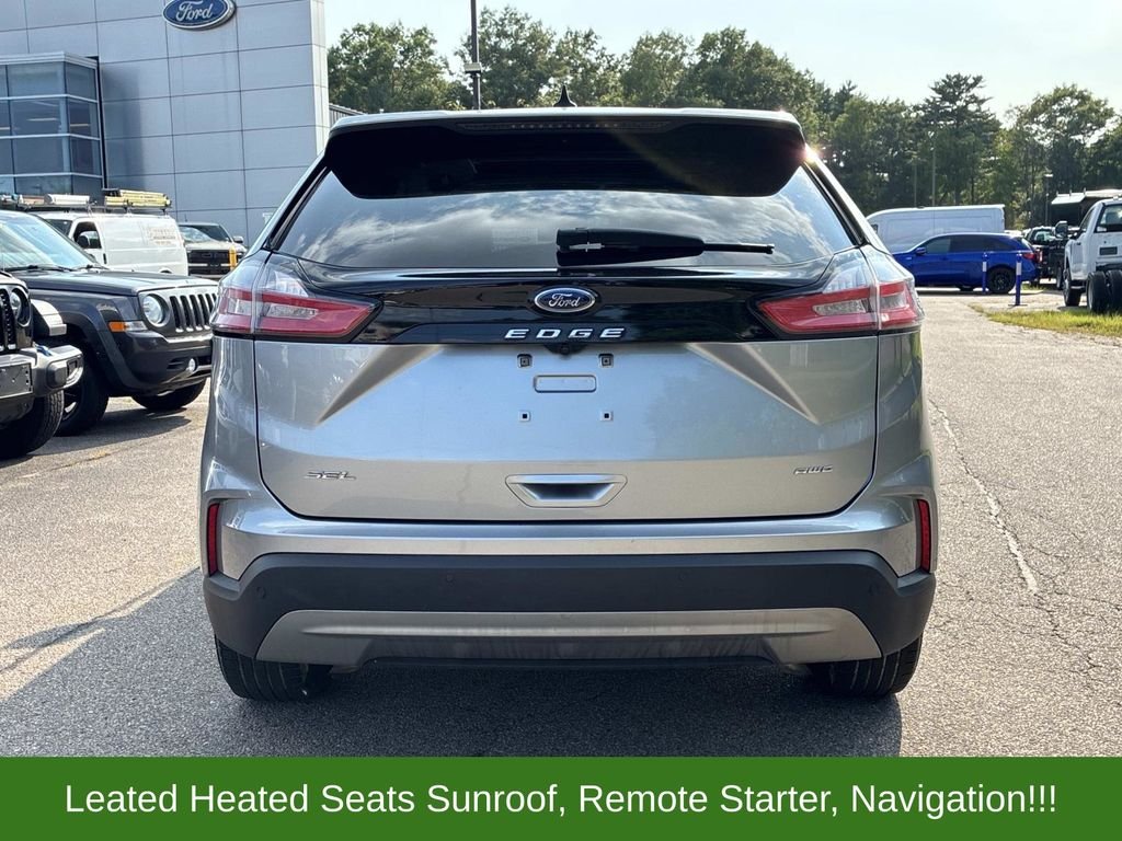 Used 2022 Silver Ford SEL image 6