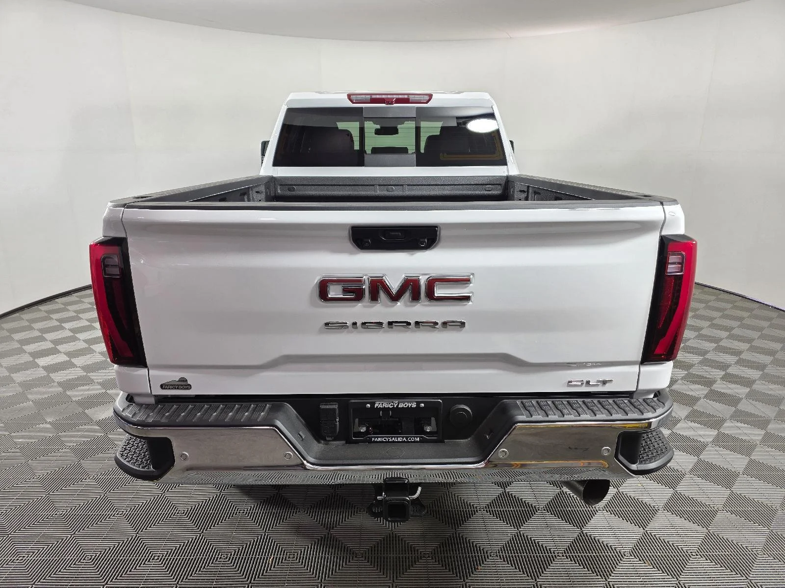 New 2026 Summit White GMC SLT image 4