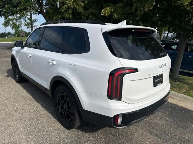 Used 2024 White Kia SX-Prestige X-Line image 12