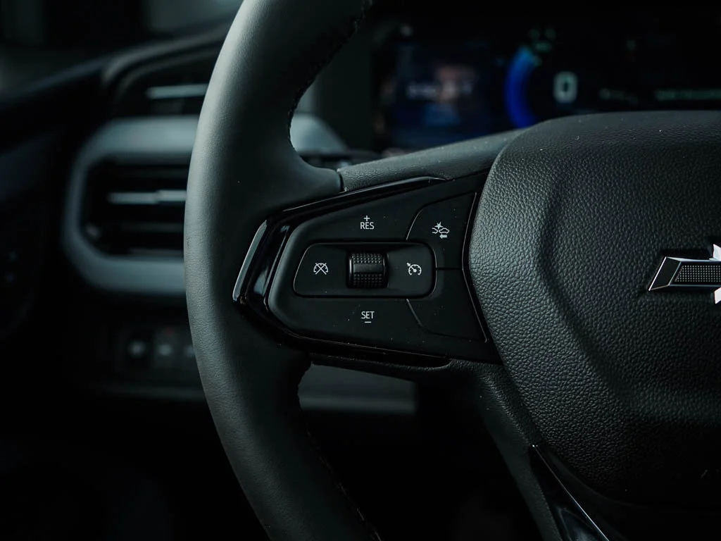 New 2027 Mosaic Black Metallic Chevrolet RS image 19
