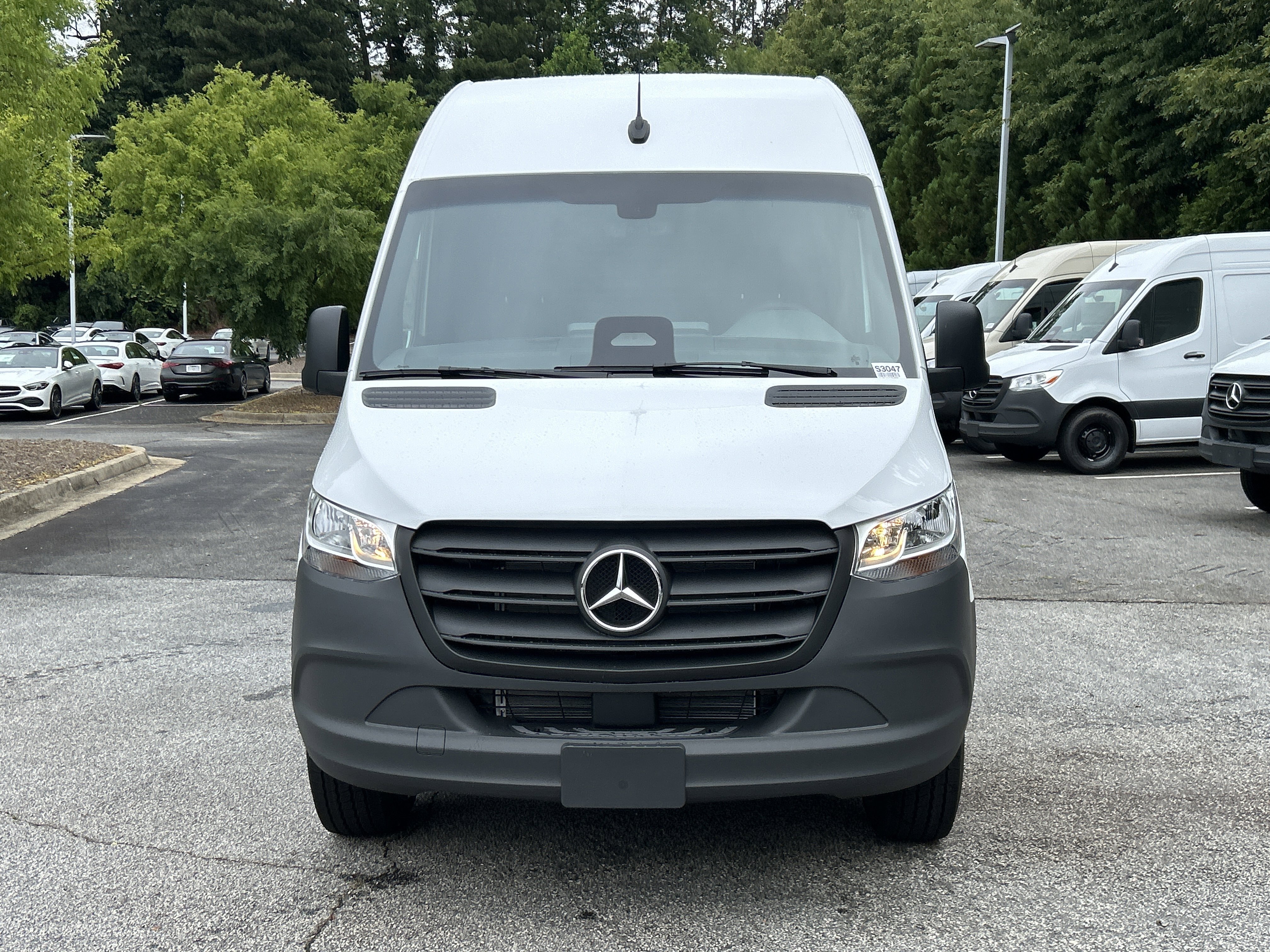 New 2026 Arctic White Mercedes-Benz 2500 High Roof I4 Diesel 170 RWD image 3