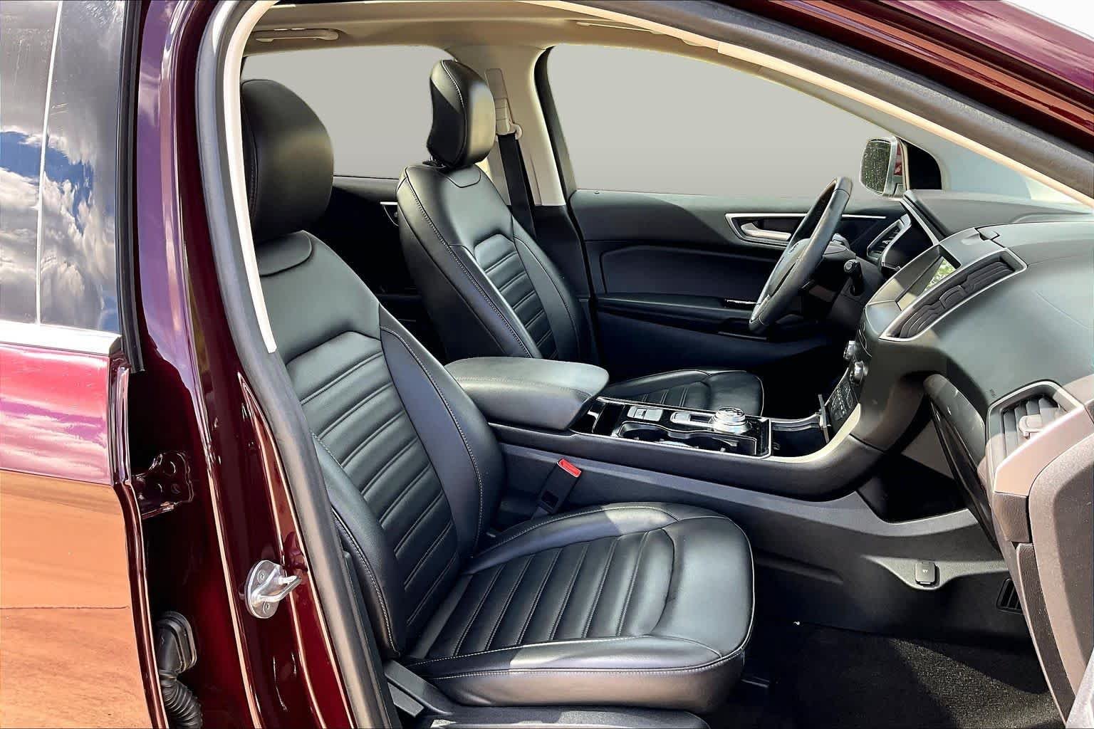 Used 2019 Burgundy Velvet Metallic Tinted Clearcoat Ford SEL image 9