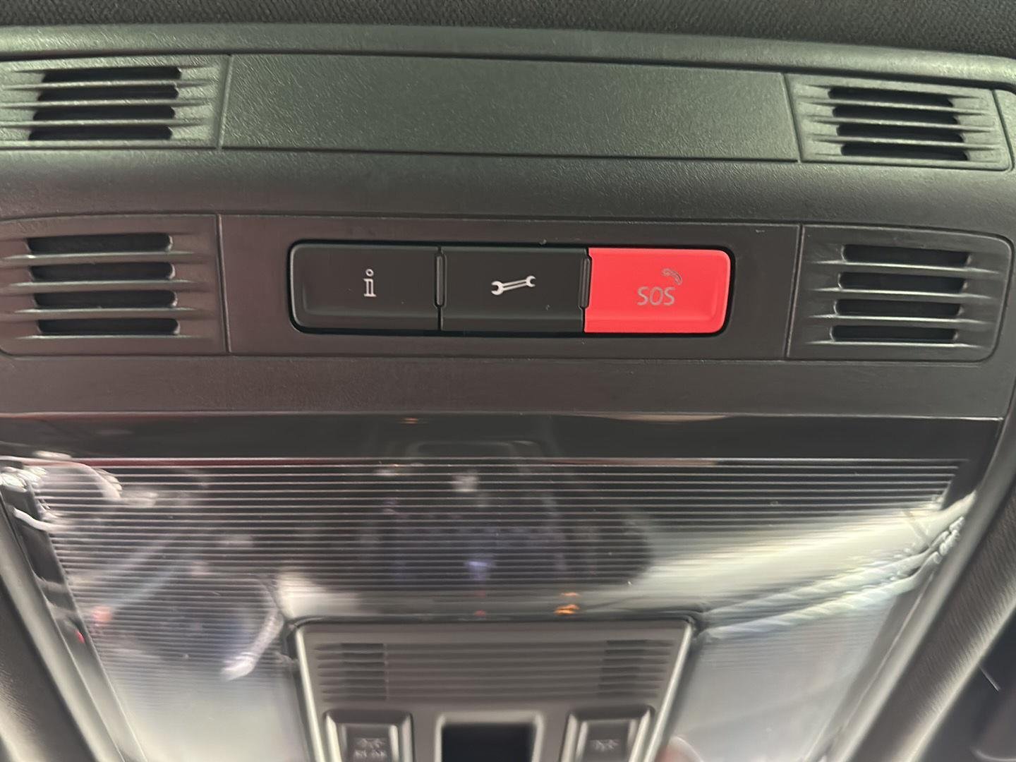 Used 2019 Deep Black Pearl Volkswagen SEL Premium R-Line image 40