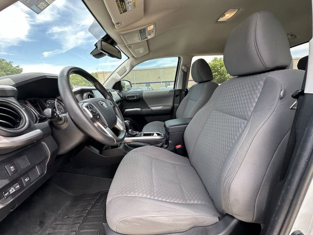 Used 2023 White Toyota SR5 image 28