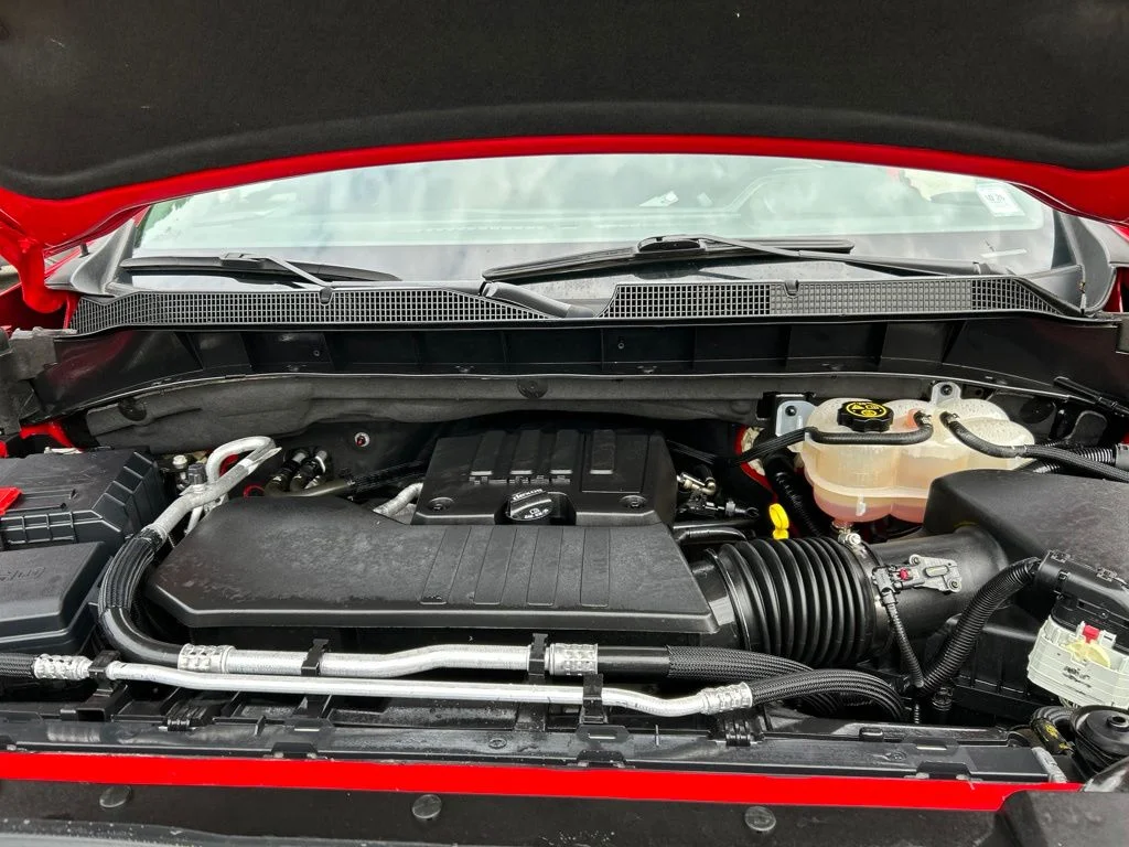 Used 2024 Red Chevrolet LT image 27
