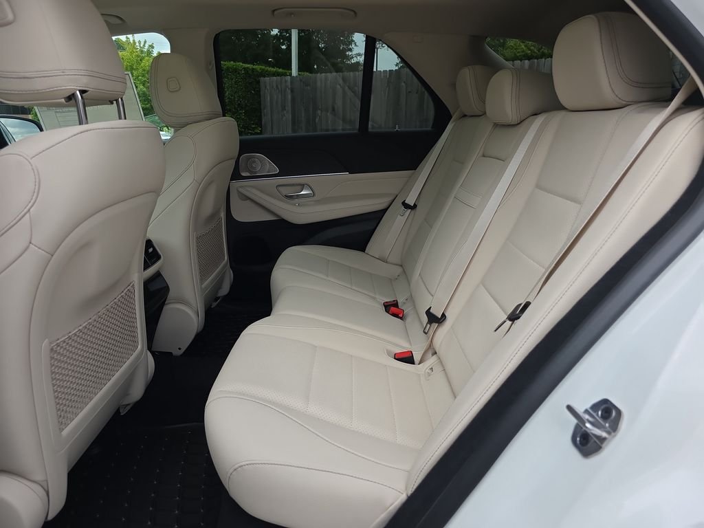 New 2026 White Mercedes-Benz GLE 350 image 12