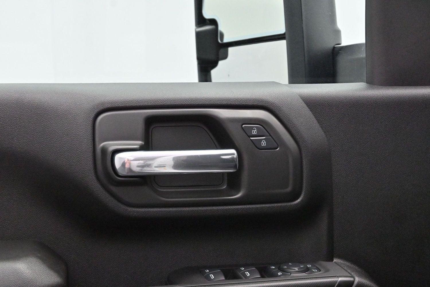 Used 2024 Summit White Chevrolet Custom image 10