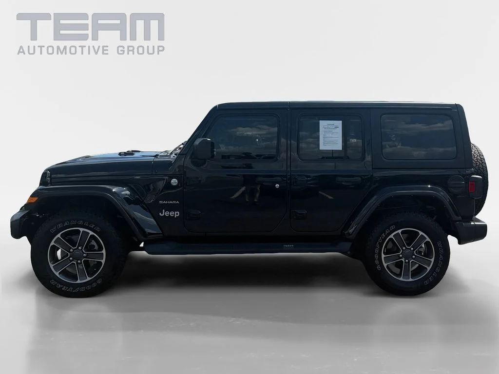 Used 2023 Black Jeep Sahara image 4