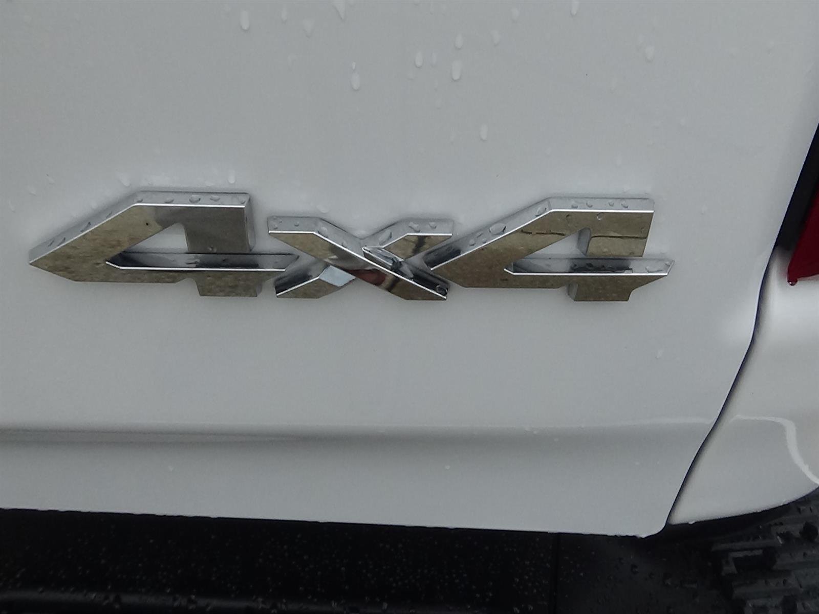 Used 2025 Bright White Clear Coat (pw7) RAM Big Horn image 10